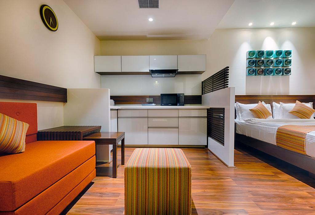 The Elements Hotel Rajkot Eksteriør billede