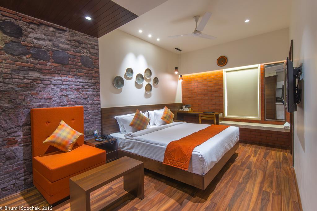 The Elements Hotel Rajkot Eksteriør billede