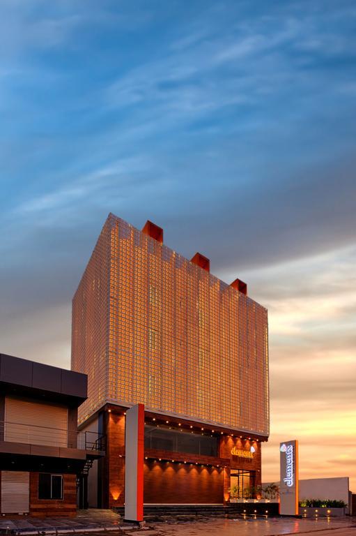 The Elements Hotel Rajkot Eksteriør billede